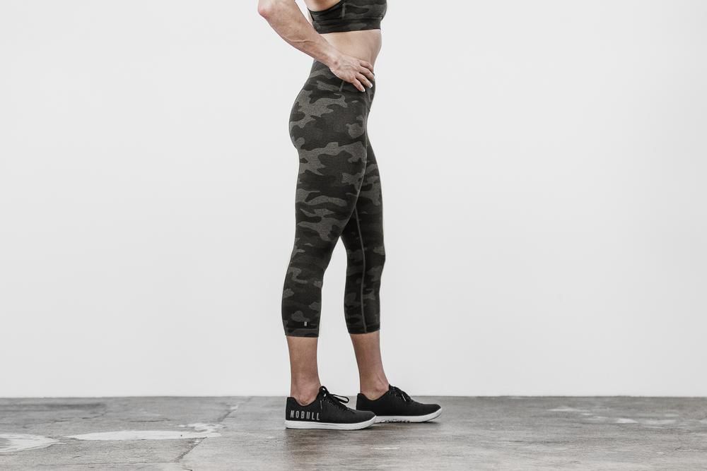 NOBULL High-Rise Crop Tayt Bayan - Gri Camo - Turkiye (QHL-487590)